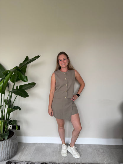 Gilet - taupe - gouden knopen